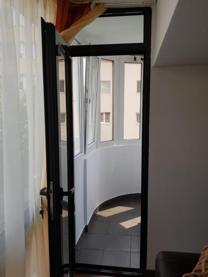 Nerva Traian Studio Apartment Bucharest Luaran gambar
